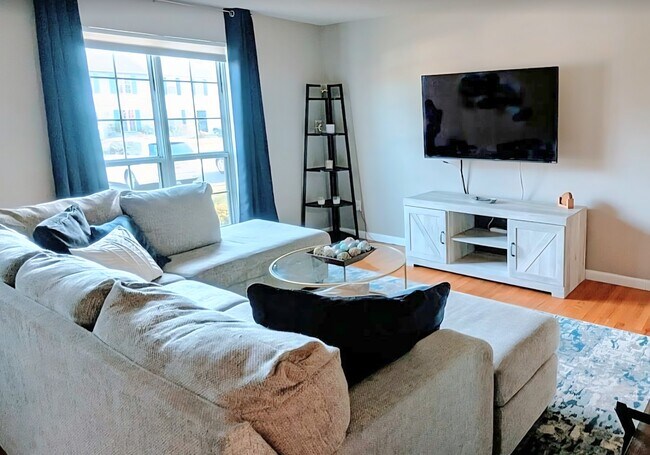 Photo - 688 W Paddle Wheel Ct