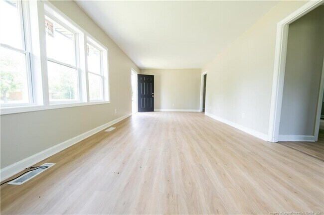 Photo - 4825 Cottonwood Dr