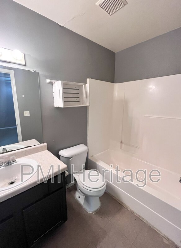 Photo - 809 E Huntsville Ave Unit Apt 108