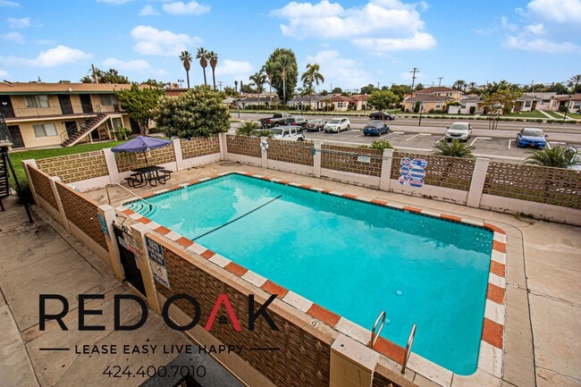 Photo - 11823 Lakewood Blvd Unidad 17