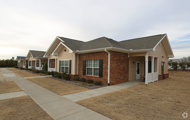 Photo - Oakland Mill Apartment Homes