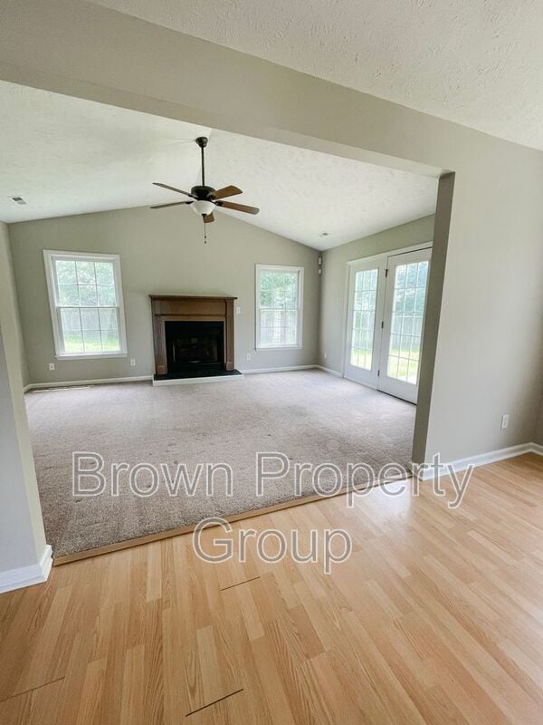 Photo - 6307 Fox Glen Dr