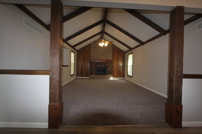 Building Photo - 2208 NW 11th St