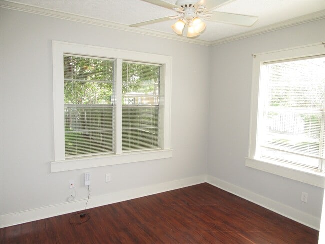 Photo - 2121 Market St