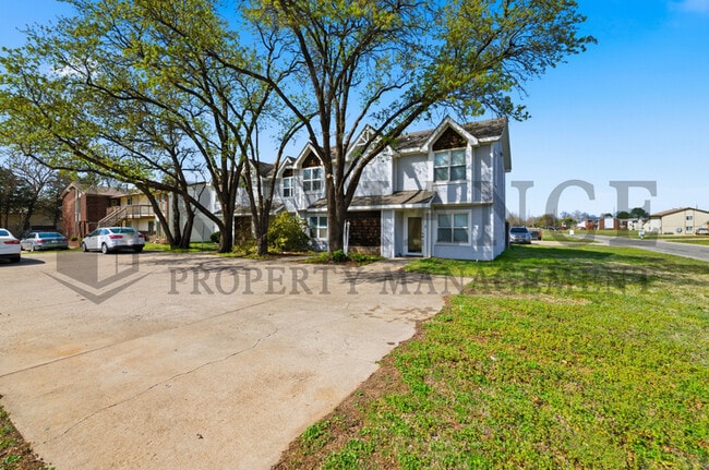 Photo - 7302 W Douglas Ave
