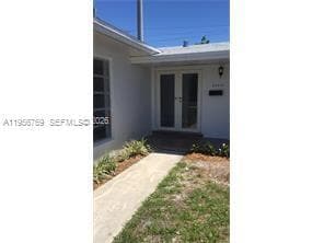 Photo - 20001 SW 112th Ave