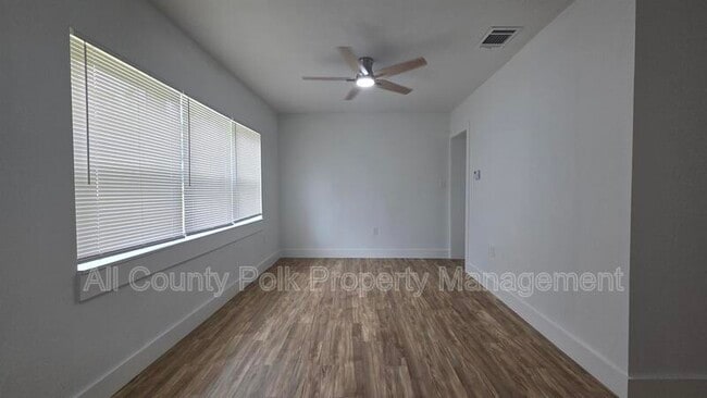 Photo - 2704 Homer Cir