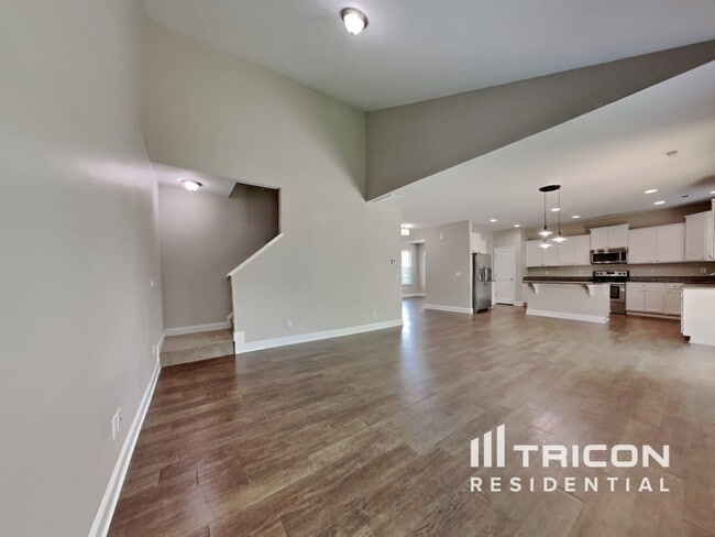 Photo - 456 Rolling Meadows Dr