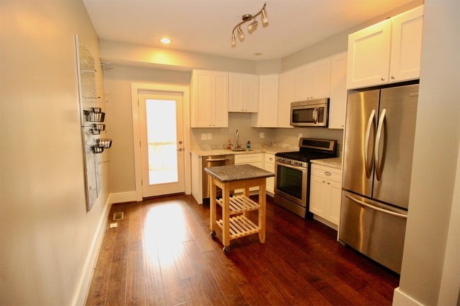Photo - 3021 Sherman Ave NW