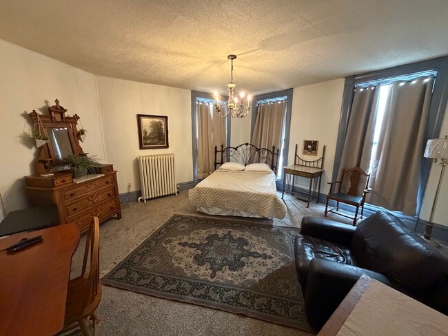 Photo - 508 W Taylor St