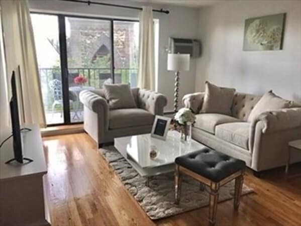 Photo - 154 High St Unidad 405 Rental