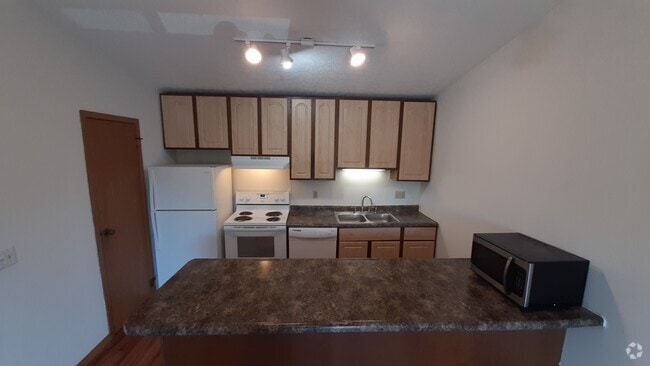 Building Photo - 2543 Neil Armstrong Dr Unit E Rental