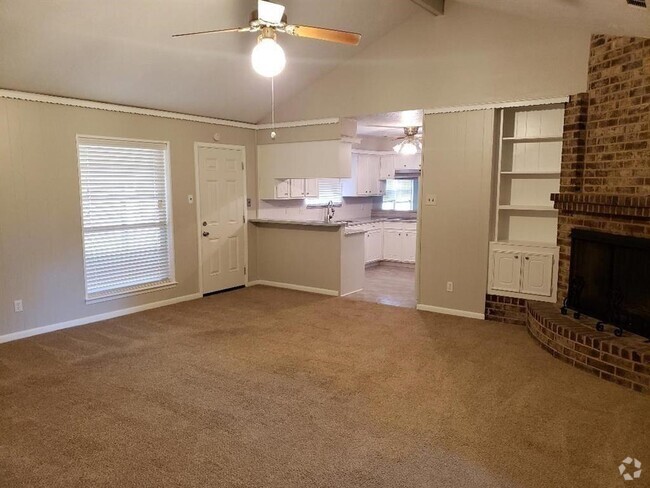 Building Photo - 2706 Lufkin Ln Rental