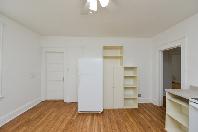 Photo - 390 Clinton St Unit 1