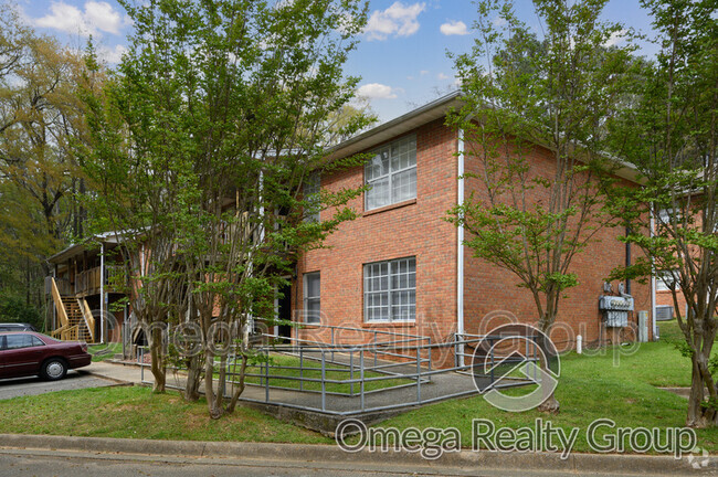 Building Photo - 3600 24th St Unit Apt 111