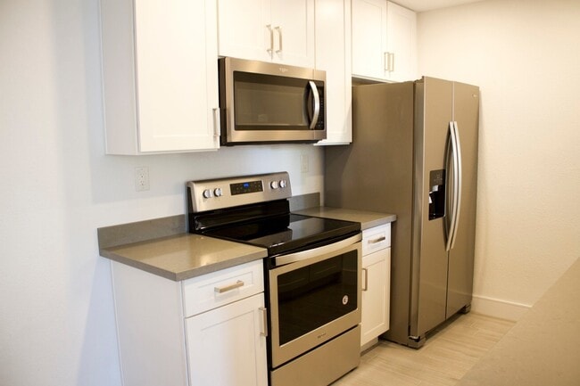 Photo - Gorgeous 2 bedroom, 2 bathroom second floo...