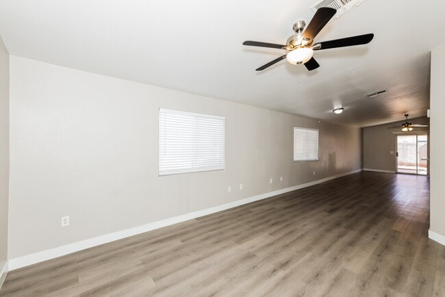 Photo - 5285 Mineral Lake Dr