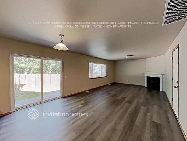 Photo - 11501 34th St NE