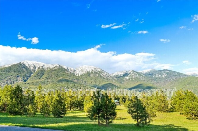 Photo - 495 Van Sant Rd