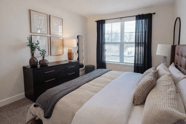 Photo - Argento on the Broad