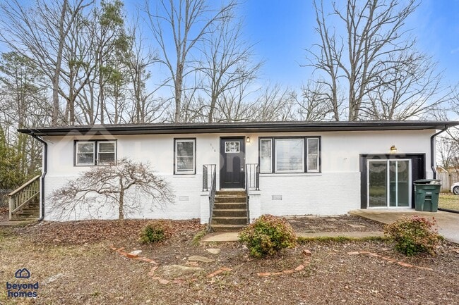 Building Photo - Beautifully Updated East Brainerd Home with Fenced Yard & Bonus Room