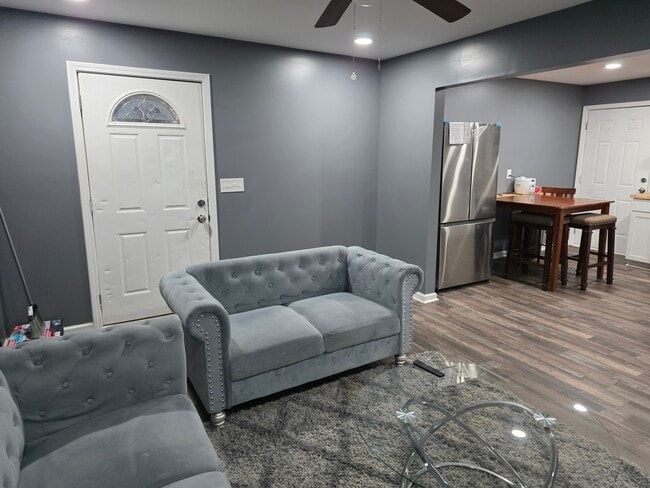 Photo - 108 Iverness Ave Unit Small but New
