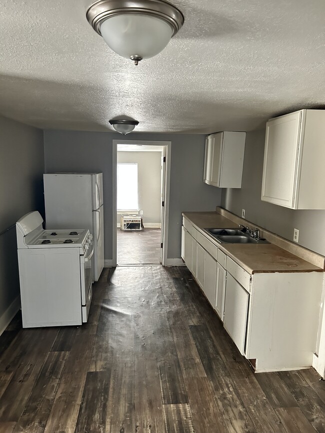 Photo - 4224 Alma St