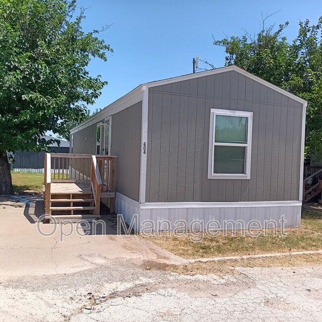 Building Photo - 2501 Martin Luther King Dr