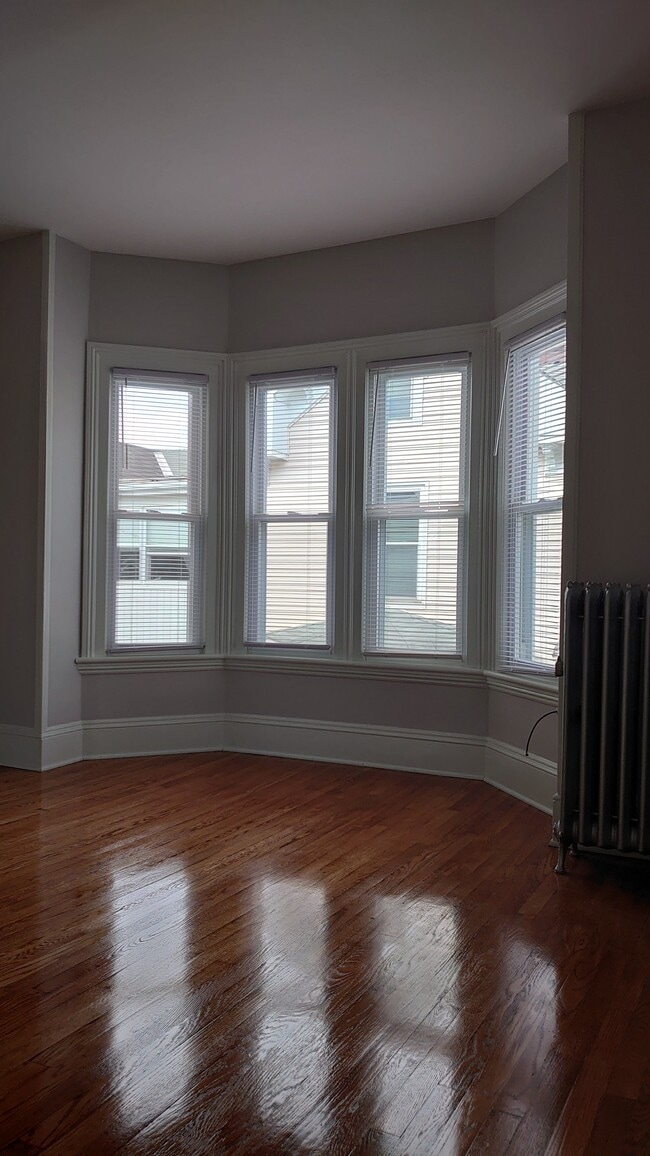 Photo - 420 Fenn St Unit Apt 2