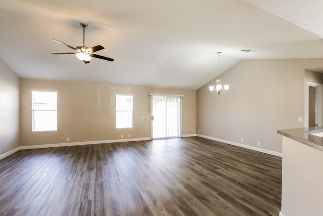 Photo - 3902 W Morelos St