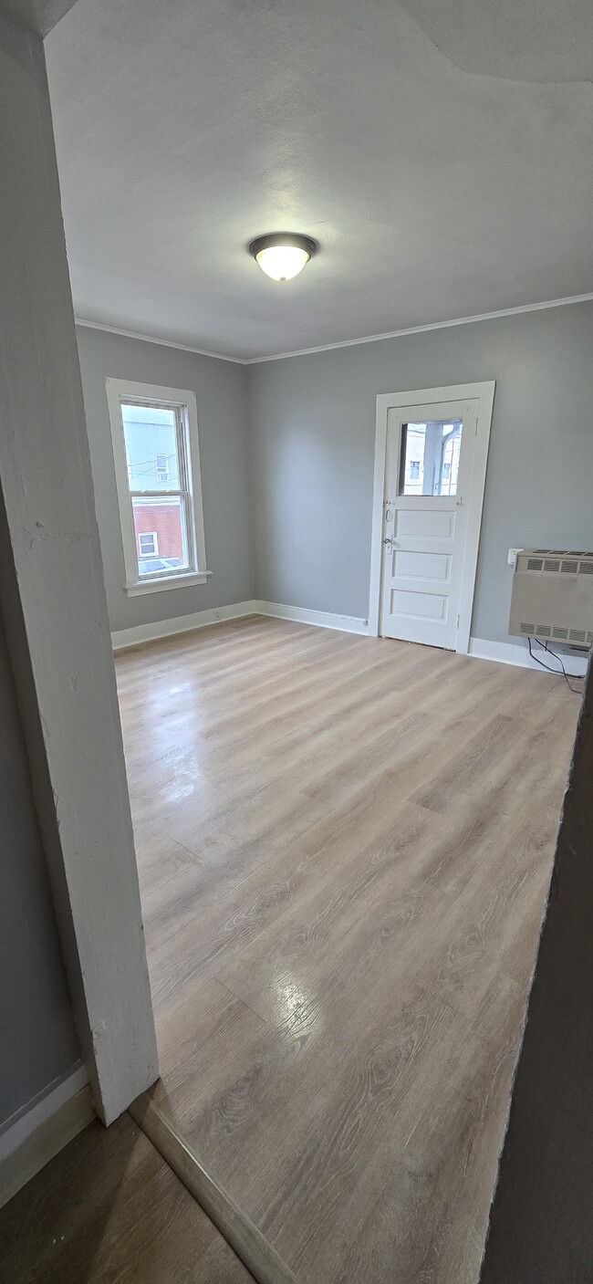 Living Room - 117 Bridge St Unit 201