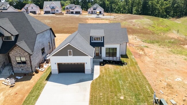 Photo - 517 Foxglove Ln