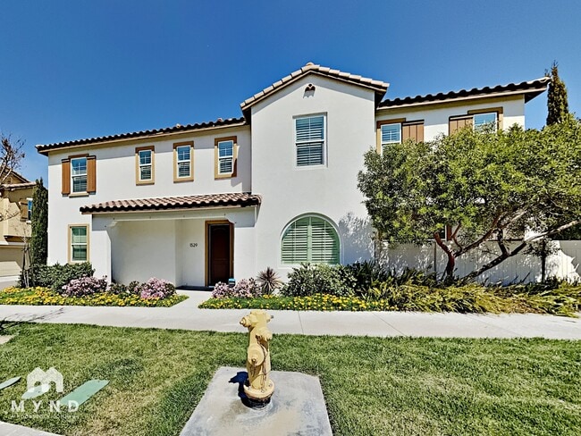 Building Photo - 1529 Bath Ave