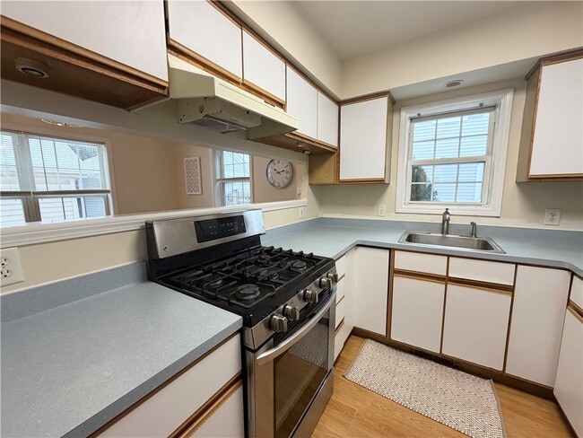 Photo - 60 Schilling Ln