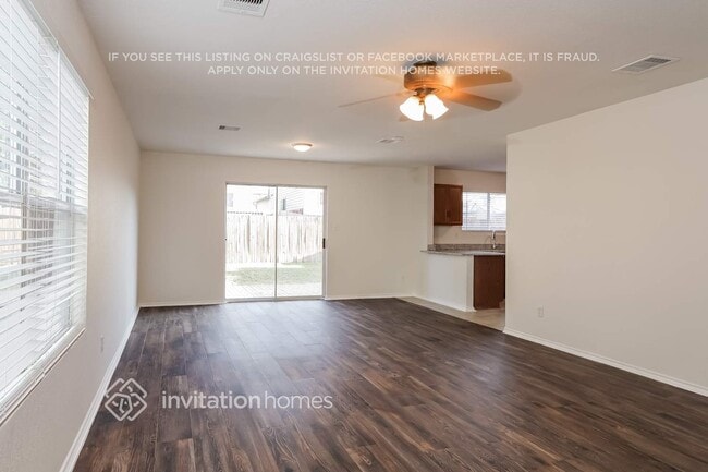 Photo - 9982 Hawksbill Peak