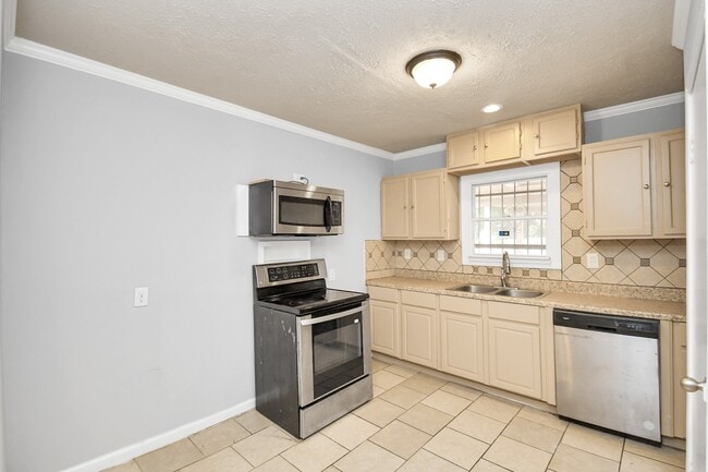 Photo - 225 N Carolina St