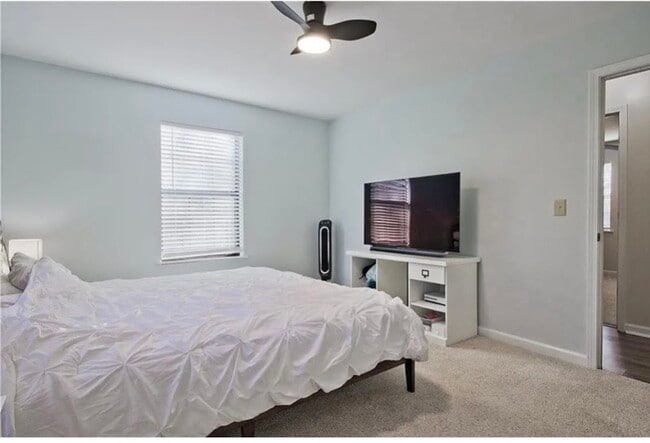 Photo - 304 Sunset Ct