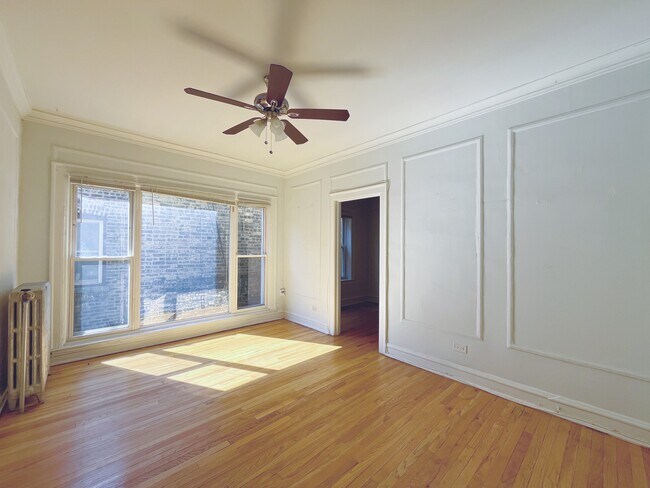 Photo - 3449 N Elaine Pl Unidad 403