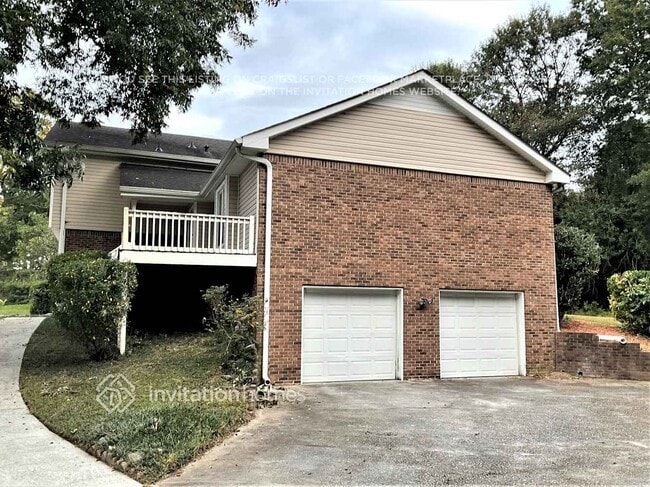 Photo - 1212 Summit Chase Dr SW