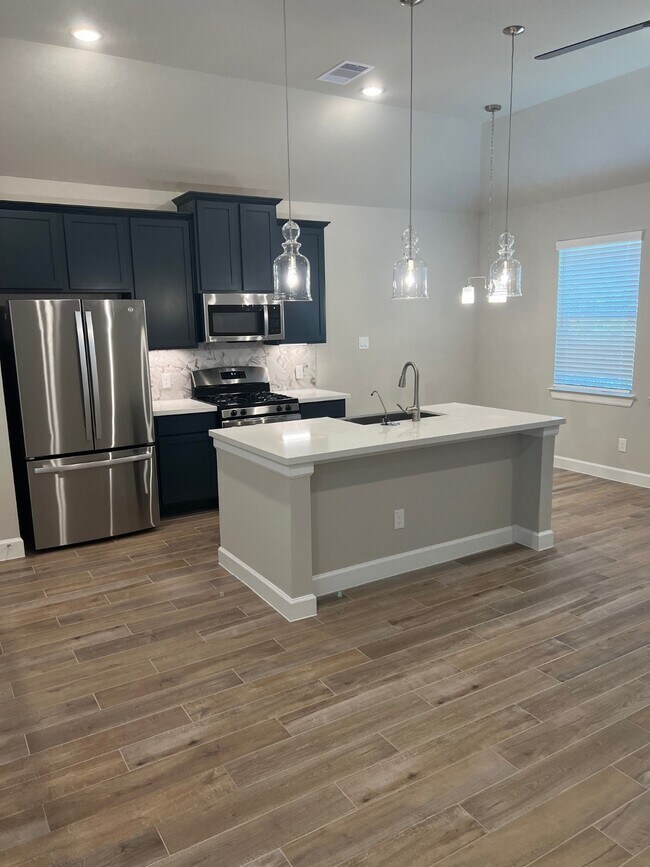 Photo - 3316 Vine Ter Trce