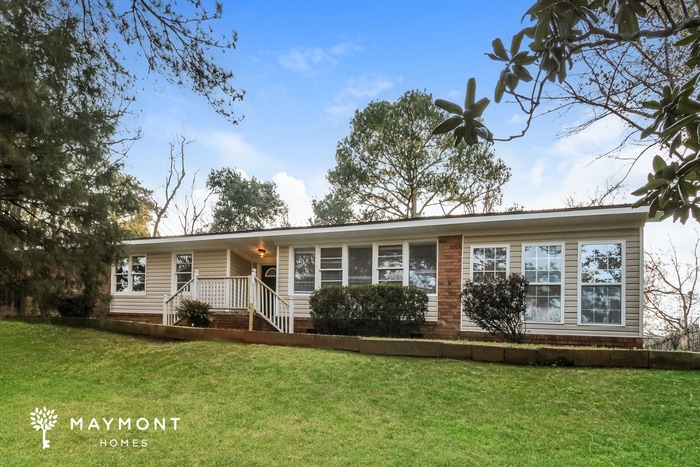 Photo - 1132 Shirlington Rd