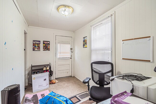 Photo - 428 S Division St Unidad 2