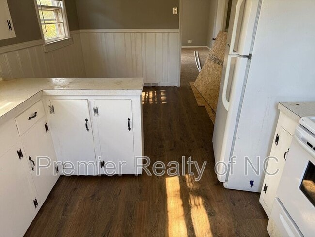 Photo - 4753 Eastwin Dr