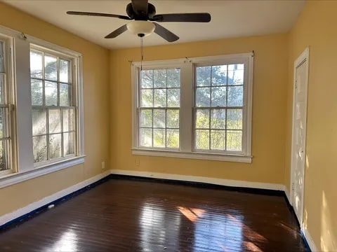 Photo - 406 Dayton St