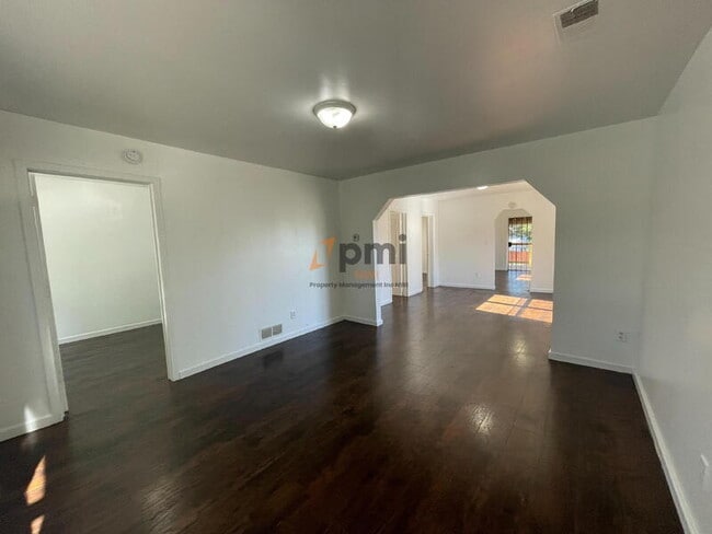 Photo - 4635 Towle Ave Unit 2