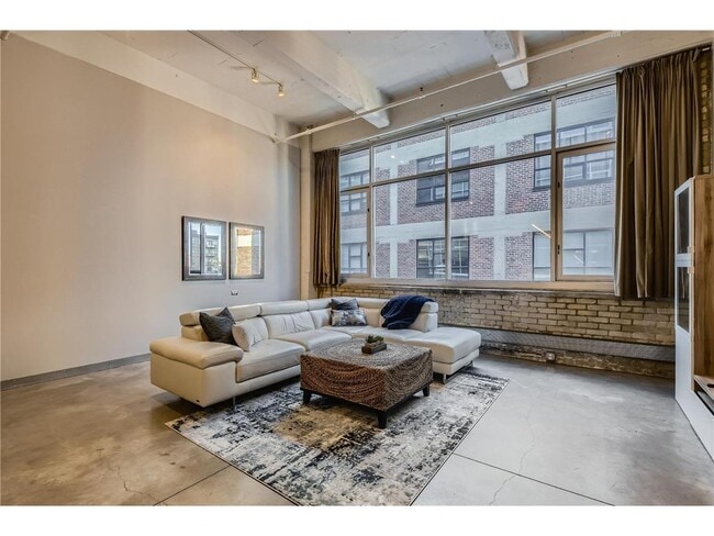 Photo - 700 N Washington Ave Unit 409