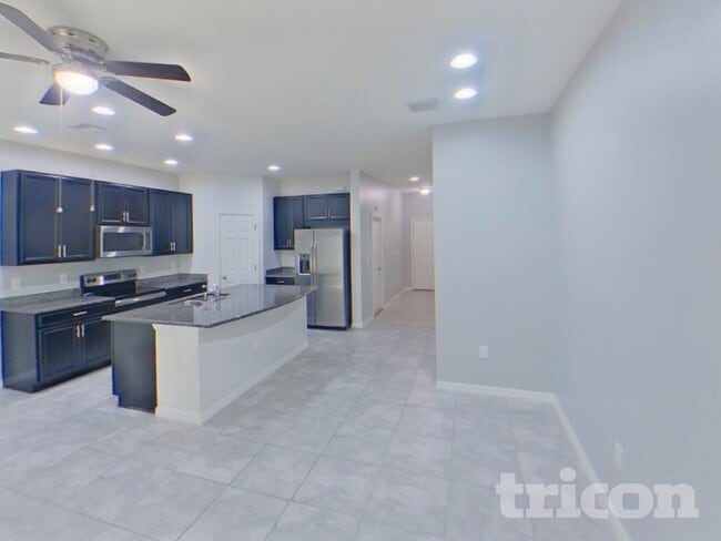 Photo - 7127 Summer Holly Pl