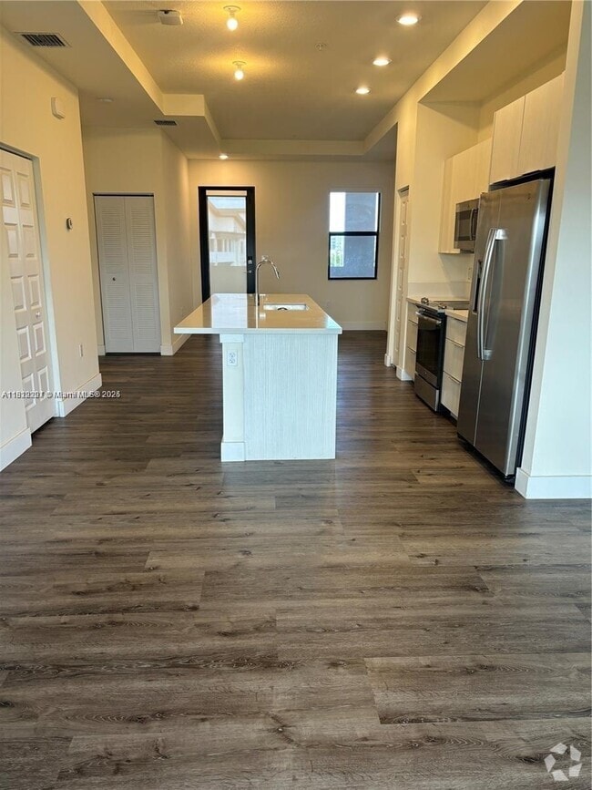 Building Photo - 7819 NW 104th Ave Unit 34 Rental