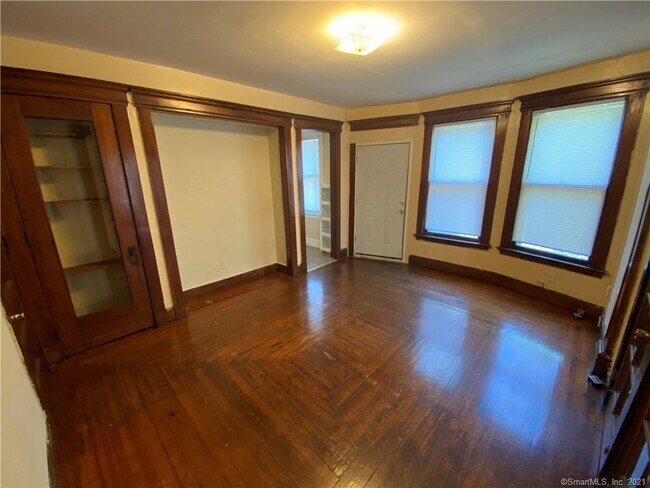 Photo - 271 Sherman Ave Unidad 1