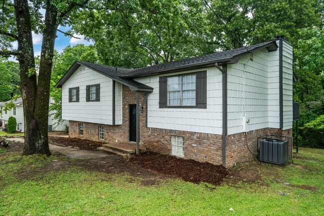 Photo - Now Leasing! 4-Bedroom Home with Modern Features & Great Layout